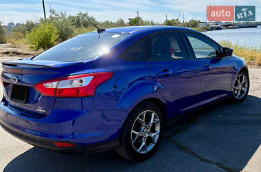 Седан Ford Focus 2012 в 