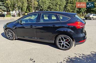 Хэтчбек Ford Focus 2017 в 