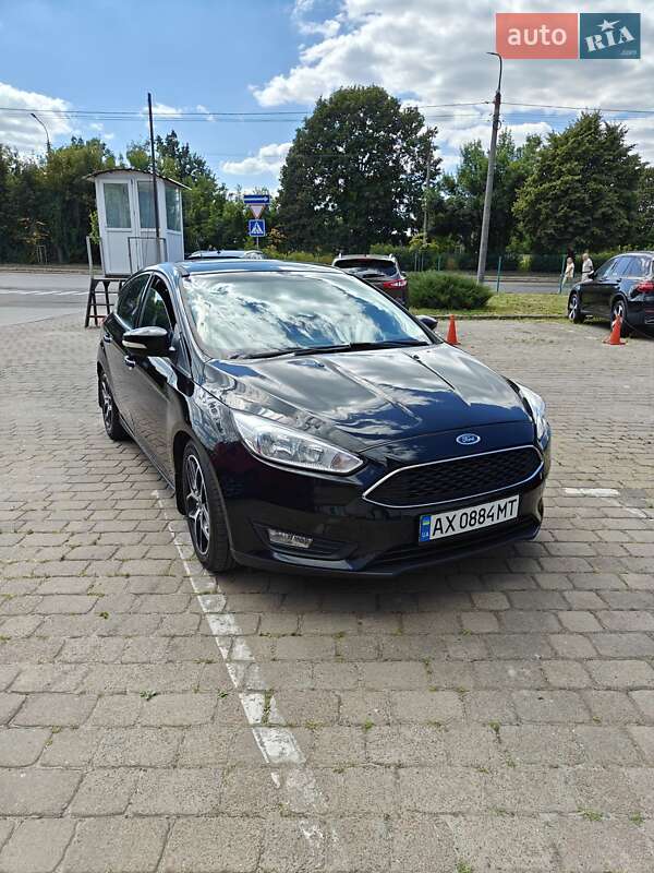 Хэтчбек Ford Focus 2017 в 