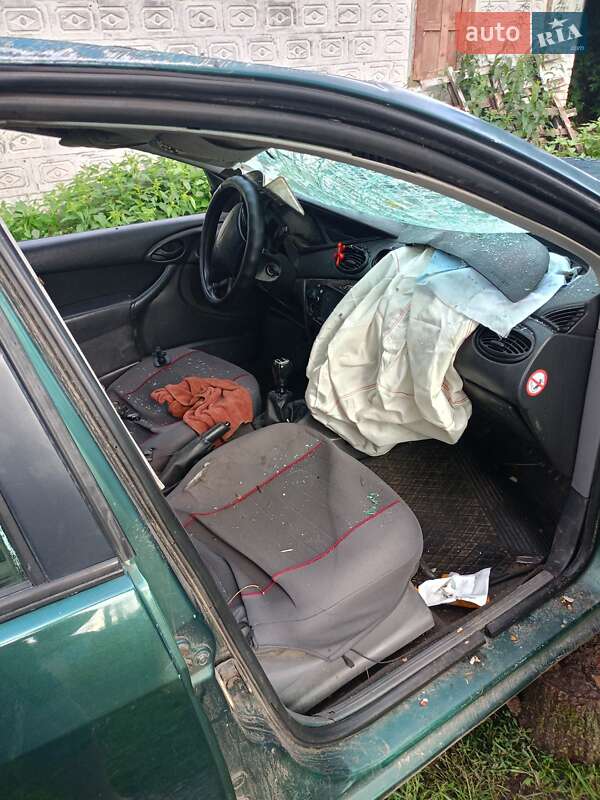 Седан Ford Focus 2000 в Драбове фото 3 Седан Ford Focus 2000 в Драбове