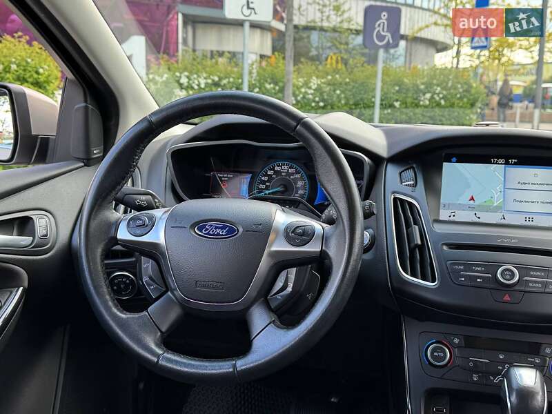 Хэтчбек Ford Focus 2017 в Киеве