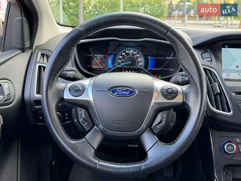 Хэтчбек Ford Focus 2017 в Киеве