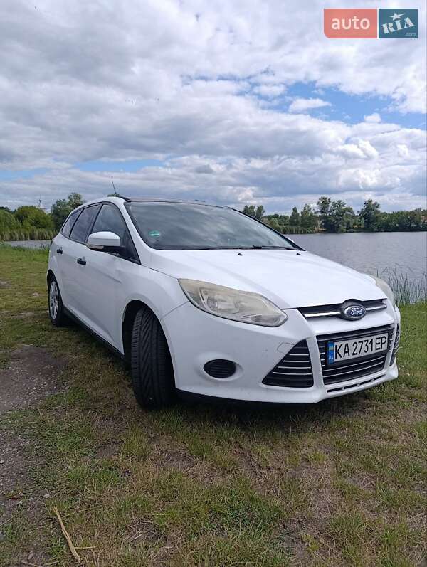 Универсал Ford Focus 2014 в 