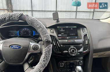 Хэтчбек Ford Focus 2012 в Житомире