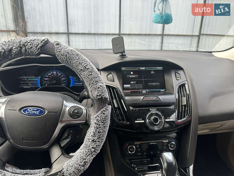 Хэтчбек Ford Focus 2012 в Житомире фото 5 Хэтчбек Ford Focus 2012 в Житомире