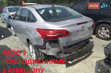 Седан Ford Focus 2014 в 