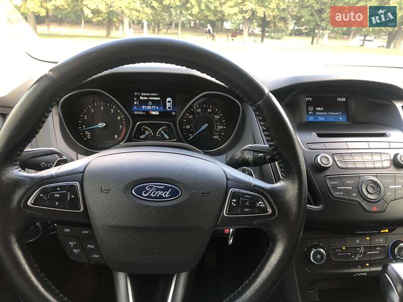 Седан Ford Focus 2015 в Киеве