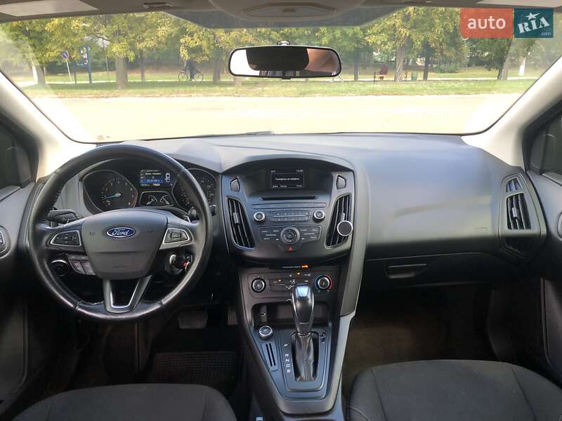 Седан Ford Focus 2015 в Киеве