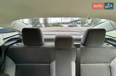 Седан Ford Focus 2014 в 