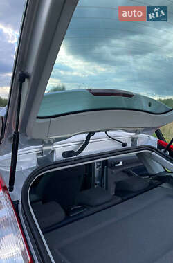 Хэтчбек Ford Focus 2007 в 