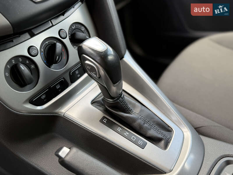 Универсал Ford Focus 2015 в Ровно