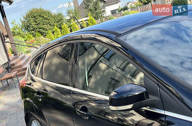 Хэтчбек Ford Focus 2012 в 