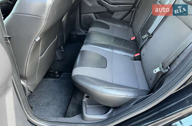 Хэтчбек Ford Focus 2012 в 