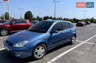 Хэтчбек Ford Focus 2002 в Черновцах
