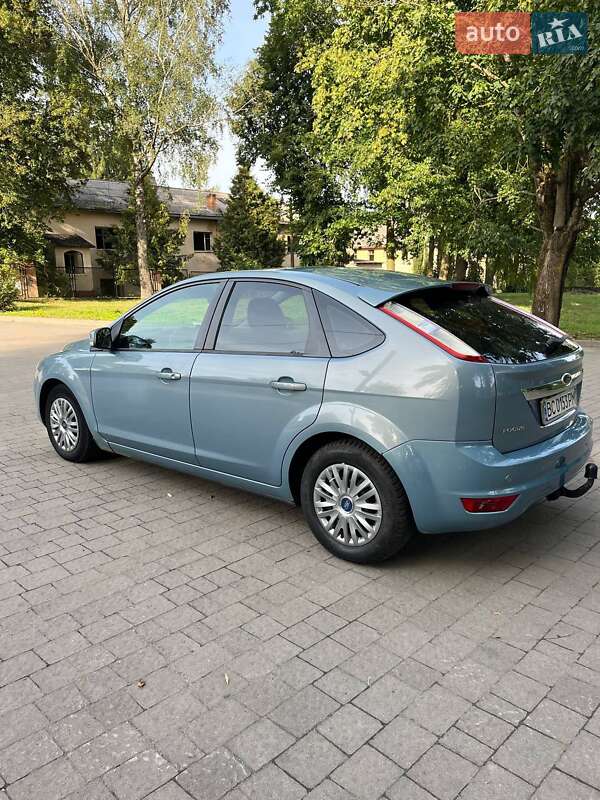 Хетчбек Ford Focus 2008 в Щирце