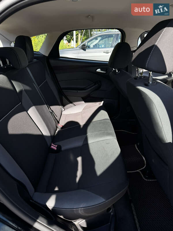 Хэтчбек Ford Focus 2014 в Львове фото 22 Хэтчбек Ford Focus 2014 в Львове