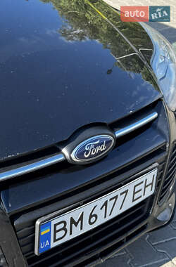 Хэтчбек Ford Focus 2014 в 