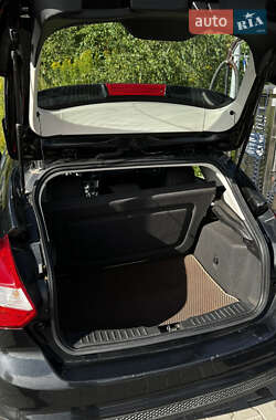 Хэтчбек Ford Focus 2014 в 