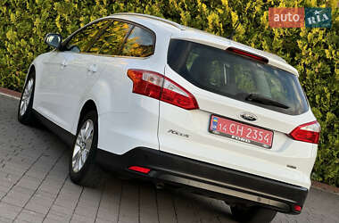 Универсал Ford Focus 2014 в 