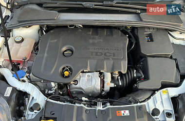 Универсал Ford Focus 2014 в 