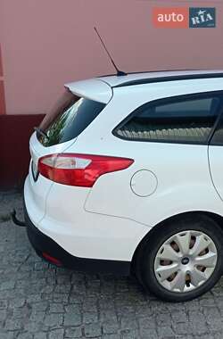 Универсал Ford Focus 2013 в 