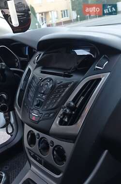 Универсал Ford Focus 2013 в 