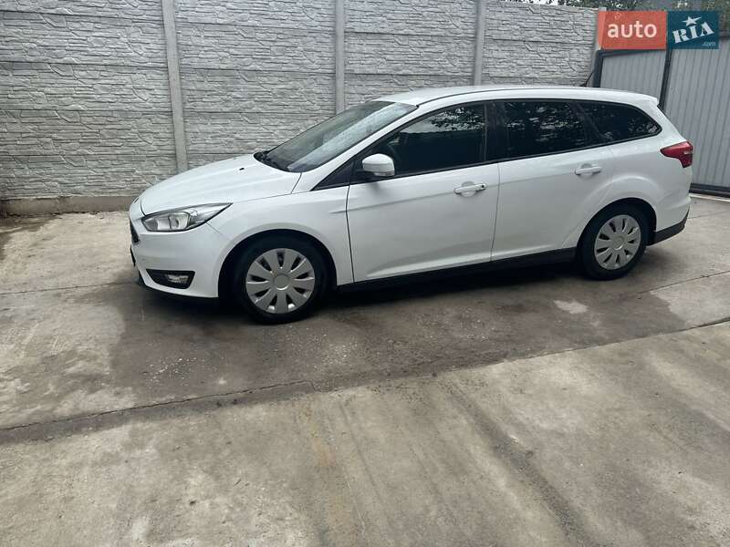 Универсал Ford Focus 2016 в Днепре фото 3 Универсал Ford Focus 2016 в Днепре