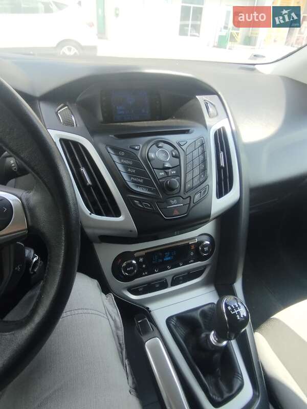 Хэтчбек Ford Focus 2012 в Николаеве фото 6 Хэтчбек Ford Focus 2012 в Николаеве