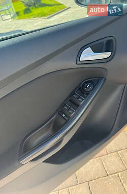 Универсал Ford Focus 2013 в 