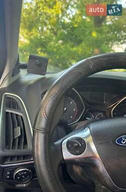 Универсал Ford Focus 2012 в 