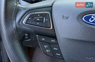 Седан Ford Focus 2016 в 