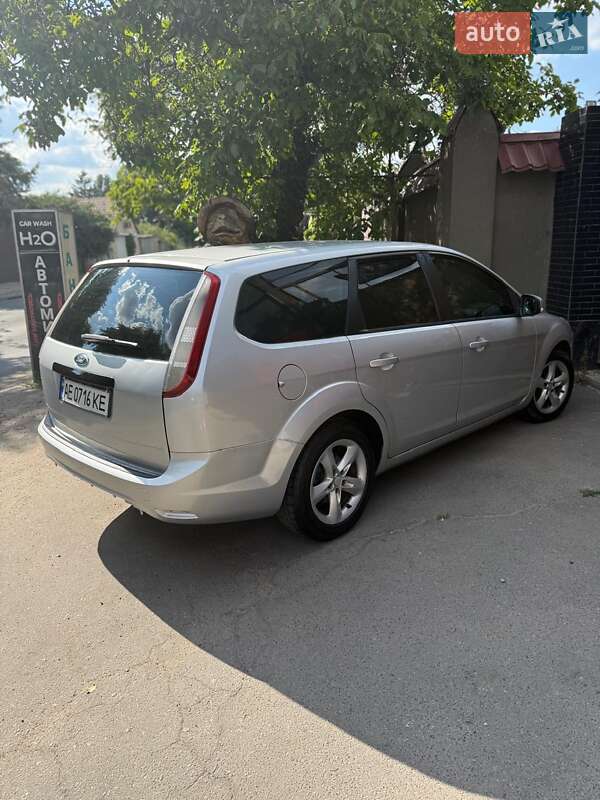 Универсал Ford Focus 2010 в Днепре