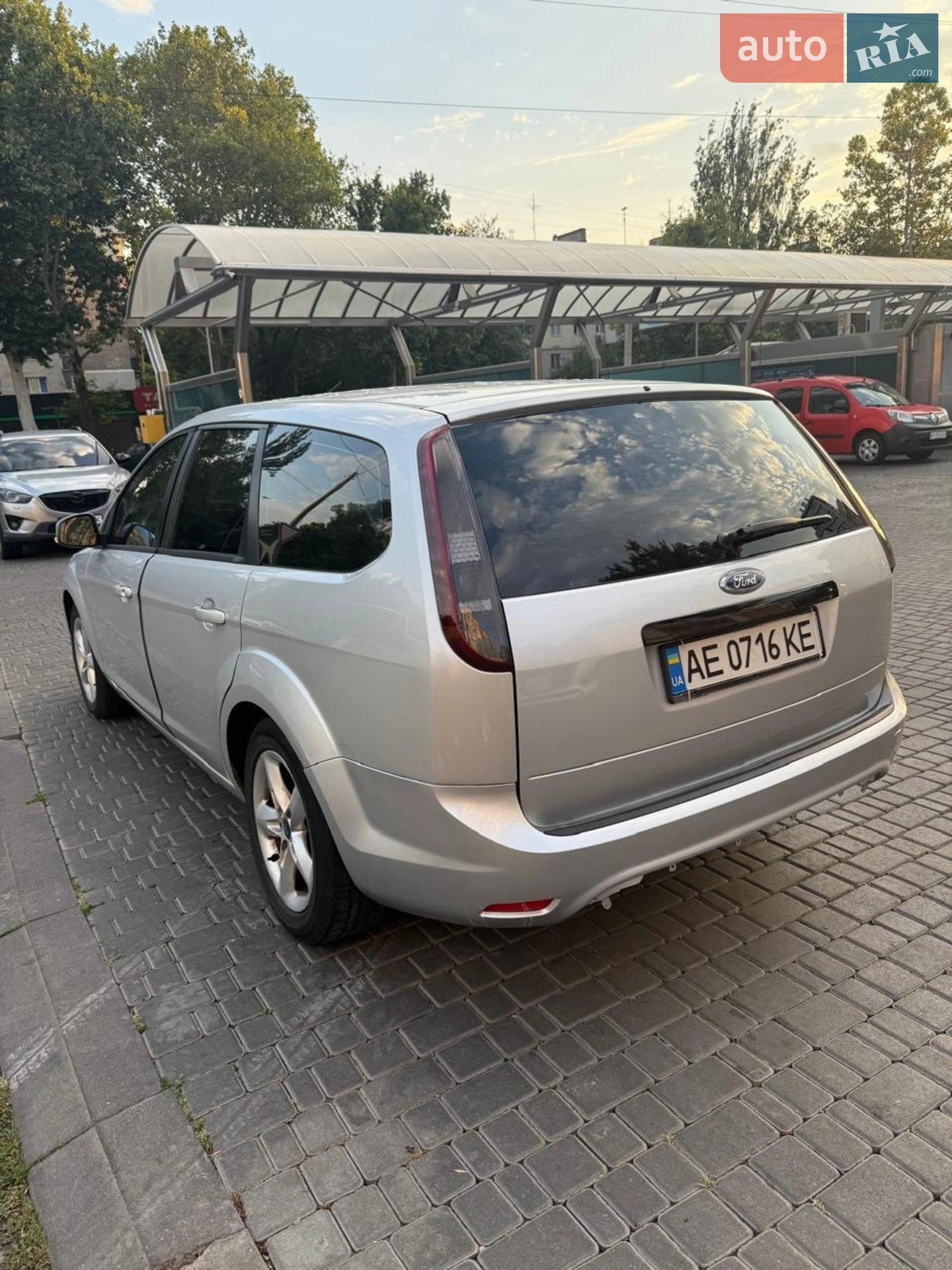 2010 Ford Focus - мініатюра 5