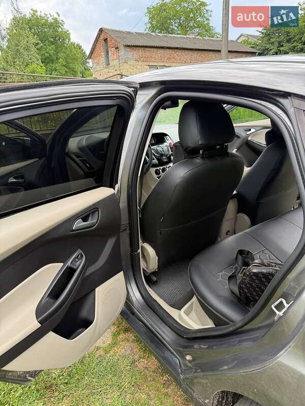 Седан Ford Focus 2013 в Куликове