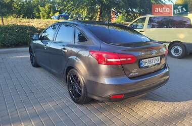 Седан Ford Focus 2016 в 
