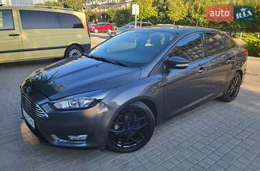 Седан Ford Focus 2016 в 