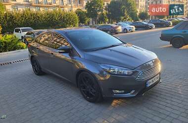 Седан Ford Focus 2016 в 