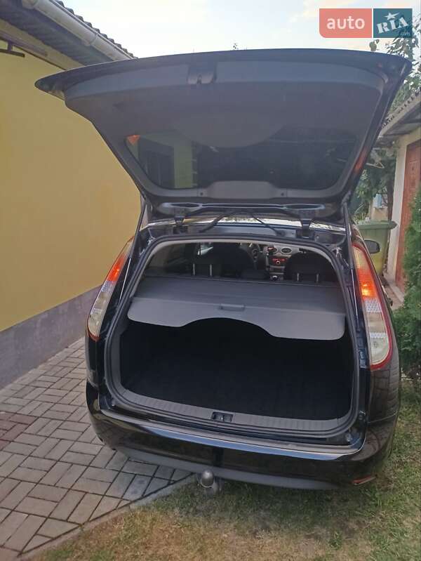 Універсал Ford Focus 2010 в Черкасах