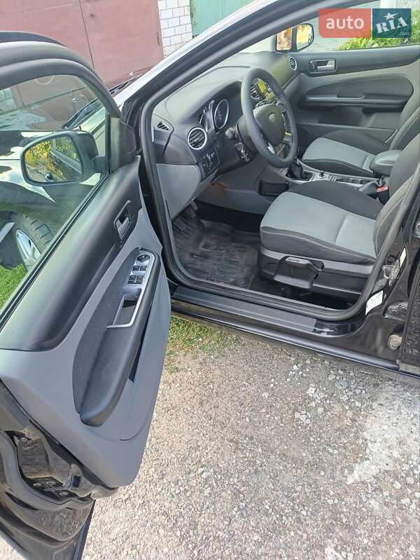 Універсал Ford Focus 2010 в Черкасах