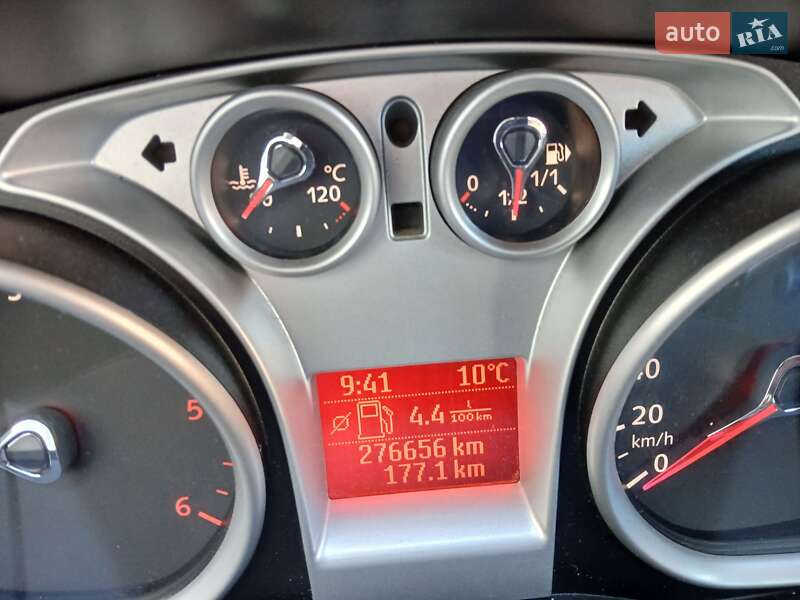 Универсал Ford Focus 2010 в Луцке фото 46 Универсал Ford Focus 2010 в Луцке