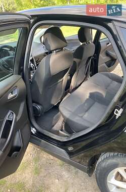 Седан Ford Focus 2016 в 
