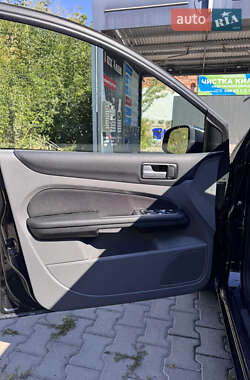 Хэтчбек Ford Focus 2008 в 