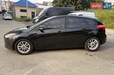Хэтчбек Ford Focus 2015 в 