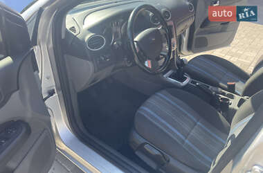 Хэтчбек Ford Focus 2008 в 