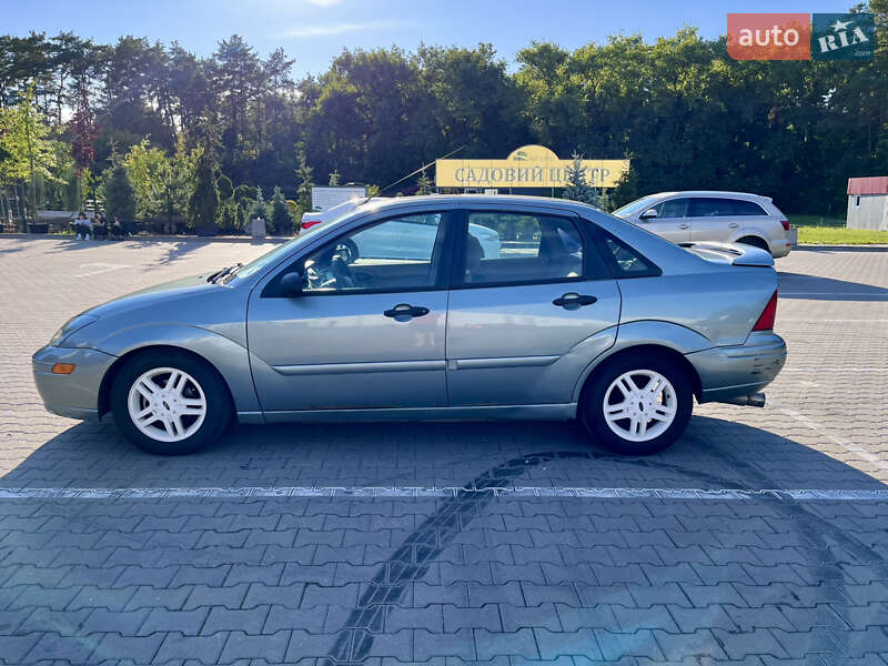 Седан Ford Focus 2003 в Чернигове