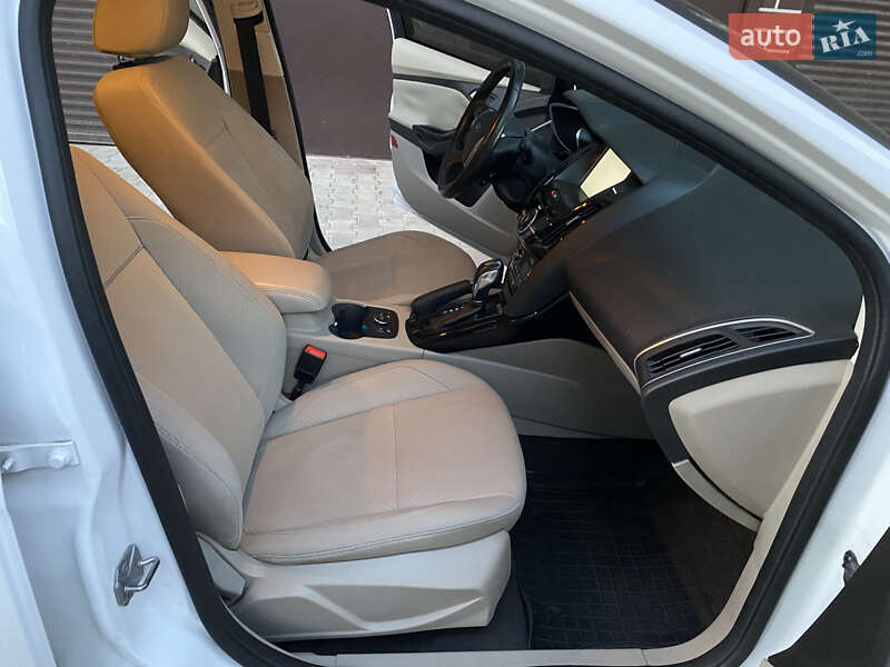 Хэтчбек Ford Focus 2014 в Хмельницком