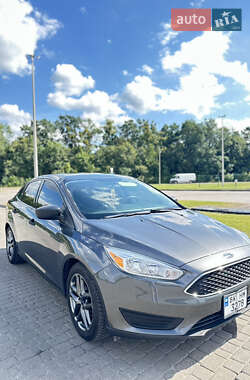 Седан Ford Focus 2016 в 