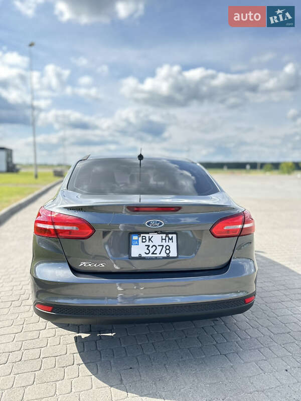 Седан Ford Focus 2016 в Радивилове фото 13 Седан Ford Focus 2016 в Радивилове