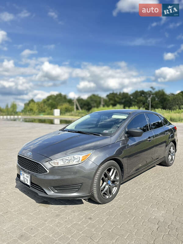 Седан Ford Focus 2016 в Радивилове фото 22 Седан Ford Focus 2016 в Радивилове