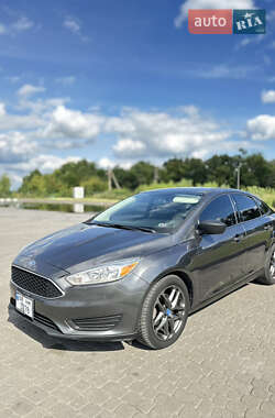 Седан Ford Focus 2016 в 